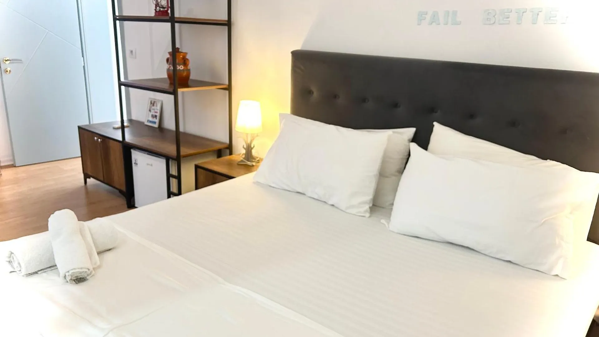 Budget Retreat Tirana & Studios