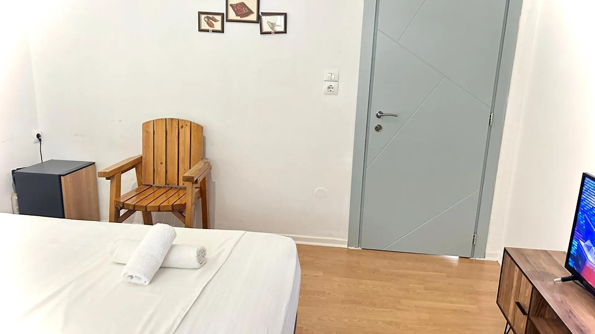 Hotel Budget Retreat Tirana & Studios