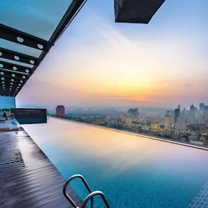 https://regalia-skypool-dorms-kl.kualalumpurs-hotels.com