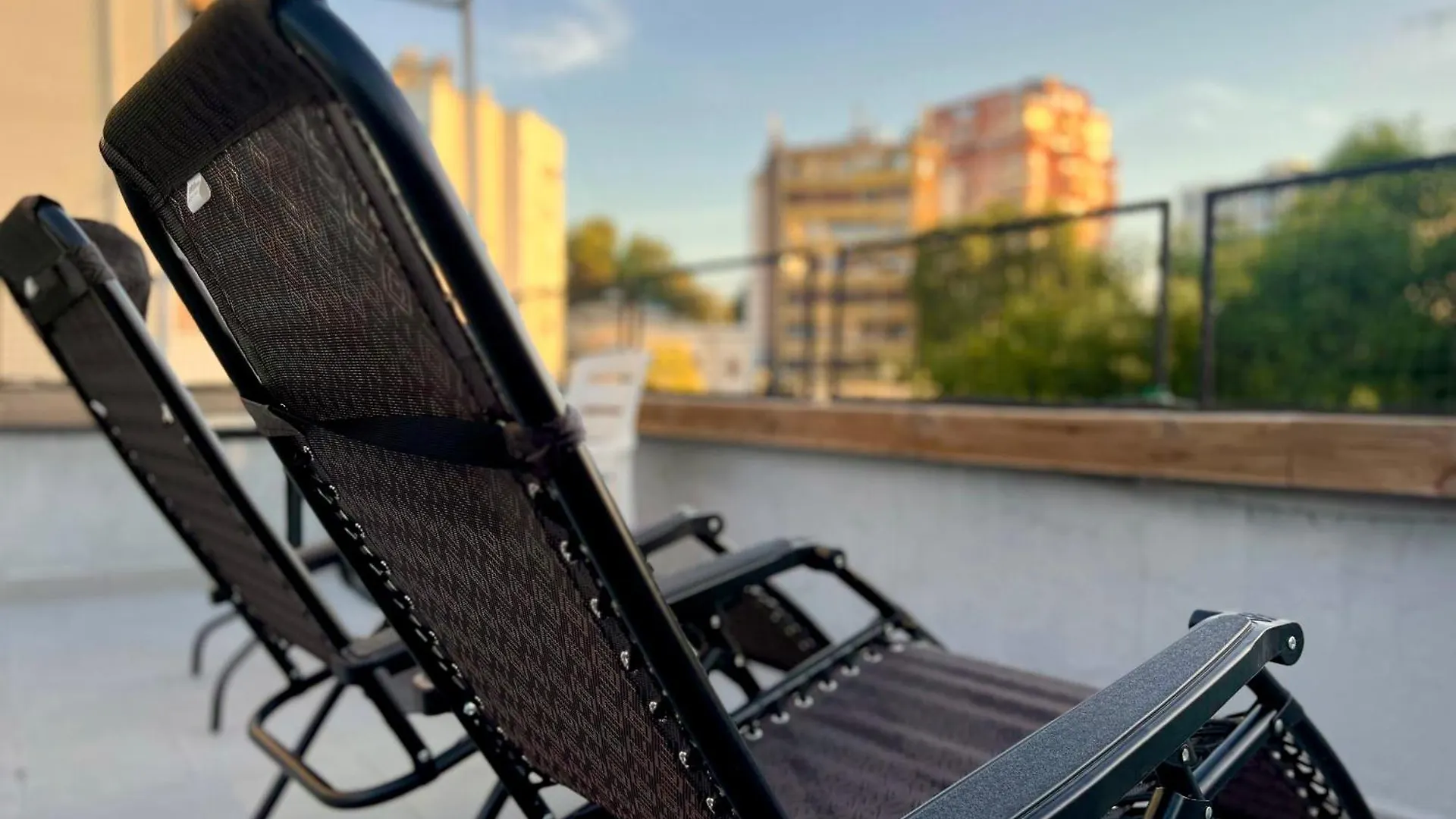 Hotel Budget Retreat Tirana & Studios